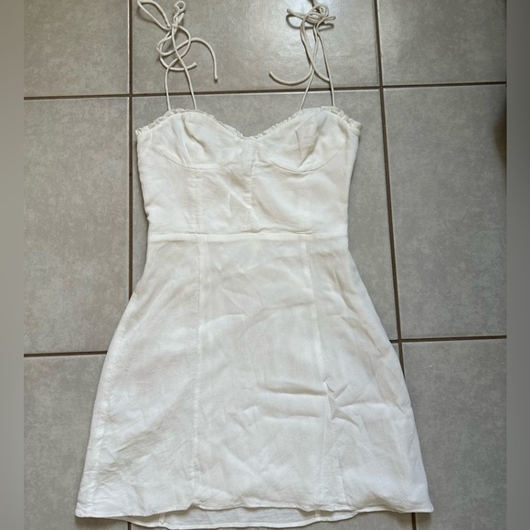 Wilfred Fable Linen Dress in matte pearl size 4 - Picture 4 of 11